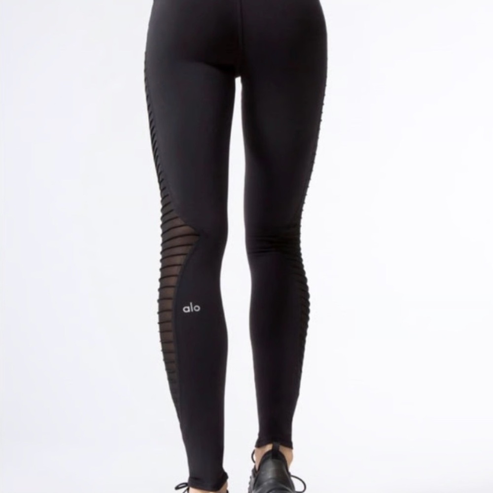 ALO Yoga Black Leggings with Mesh Detail